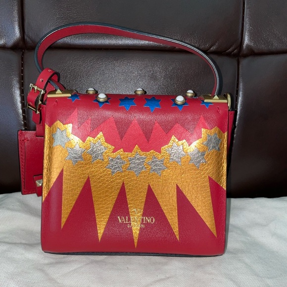 Limited edition Valentino bag - Picture 2 of 6